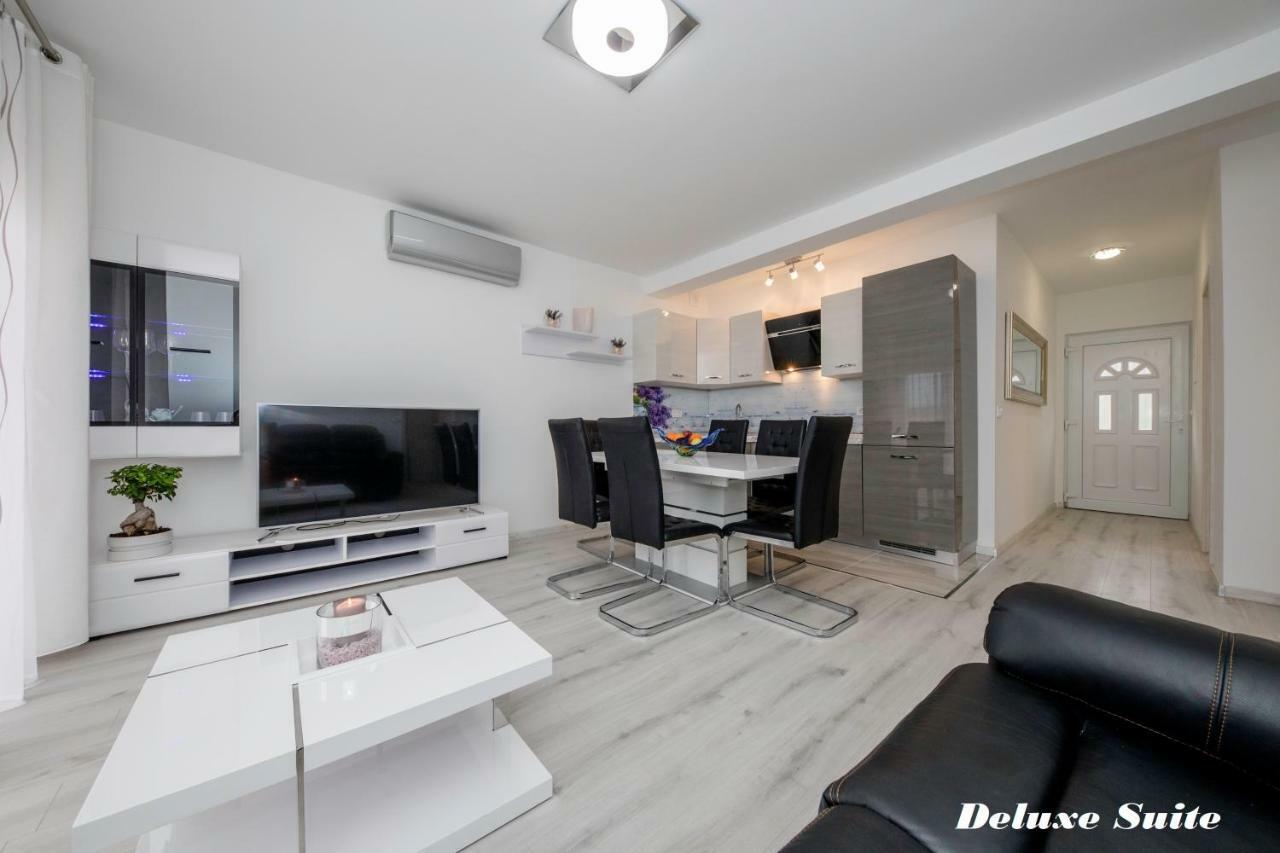 Villa Harmony Rab Barbat na Rabu エクステリア 写真