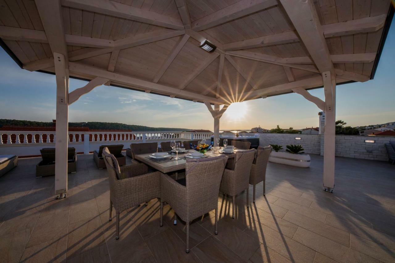 Villa Harmony Rab Barbat na Rabu エクステリア 写真